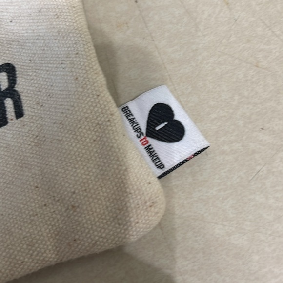 Sephora breakup-makeup bag - Picture 2 of 5